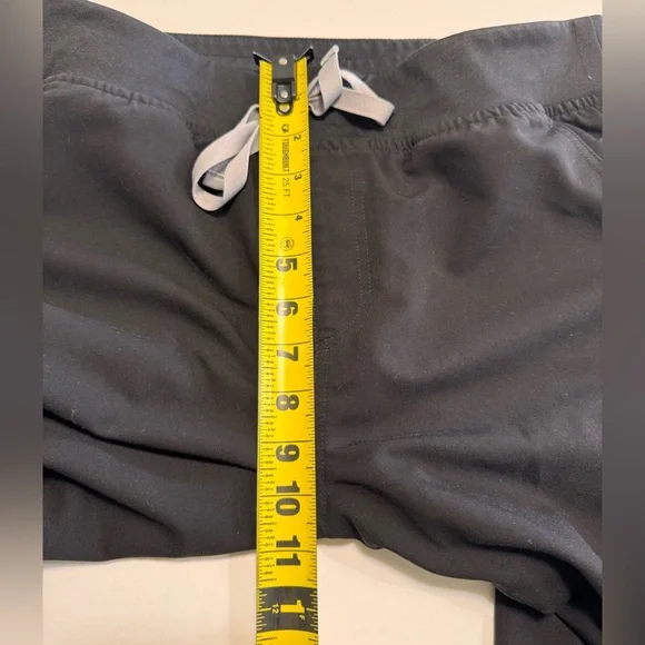 Figs Yola Skinny Scrub Pant 2.0 Size Medium/Tall Black Nurse Medical - Picture 9 of 11